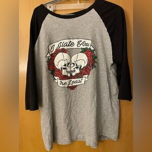 Unisex 3/4 length sleeve shirt